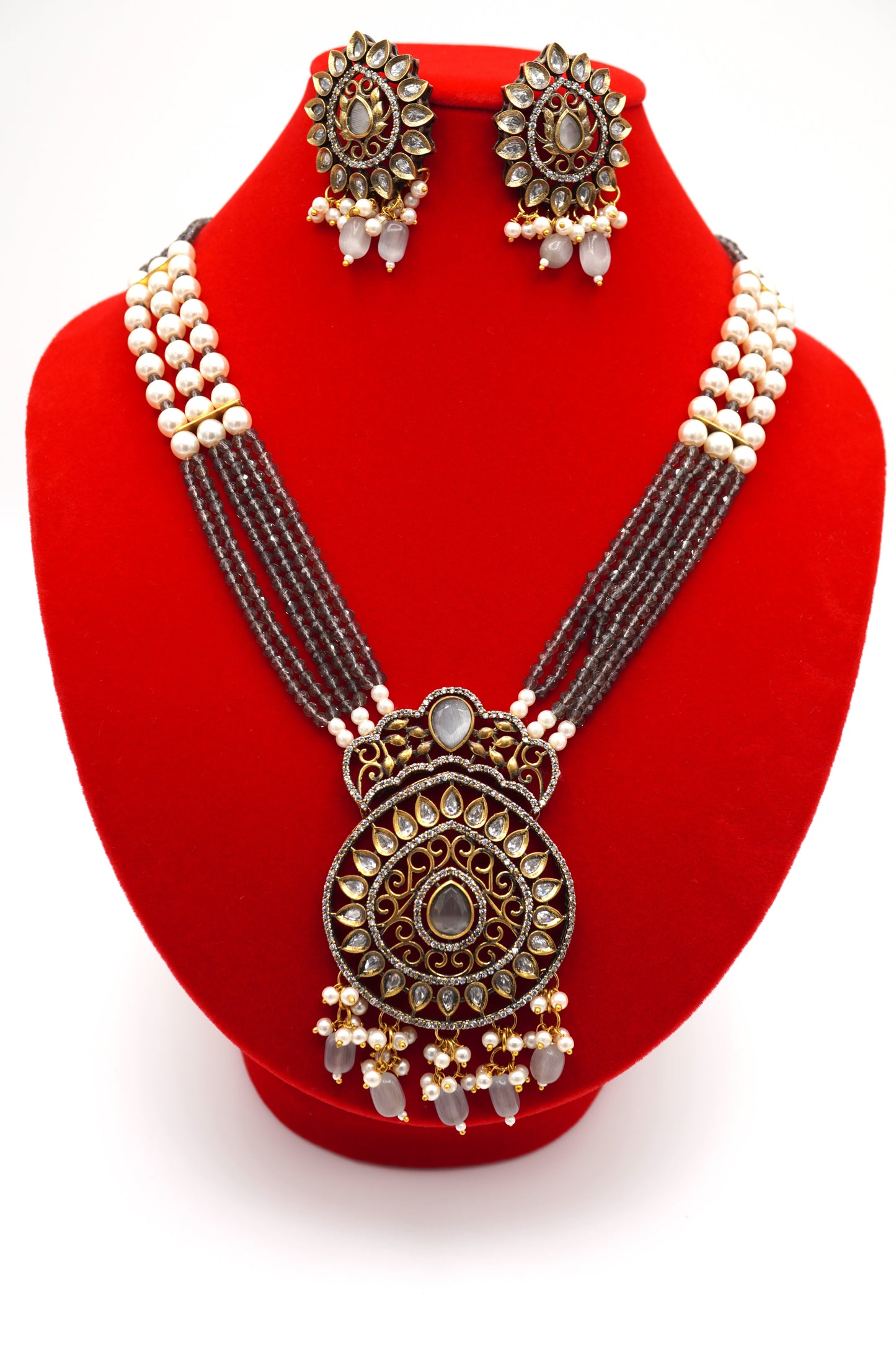 Royal Radiance Necklace Set