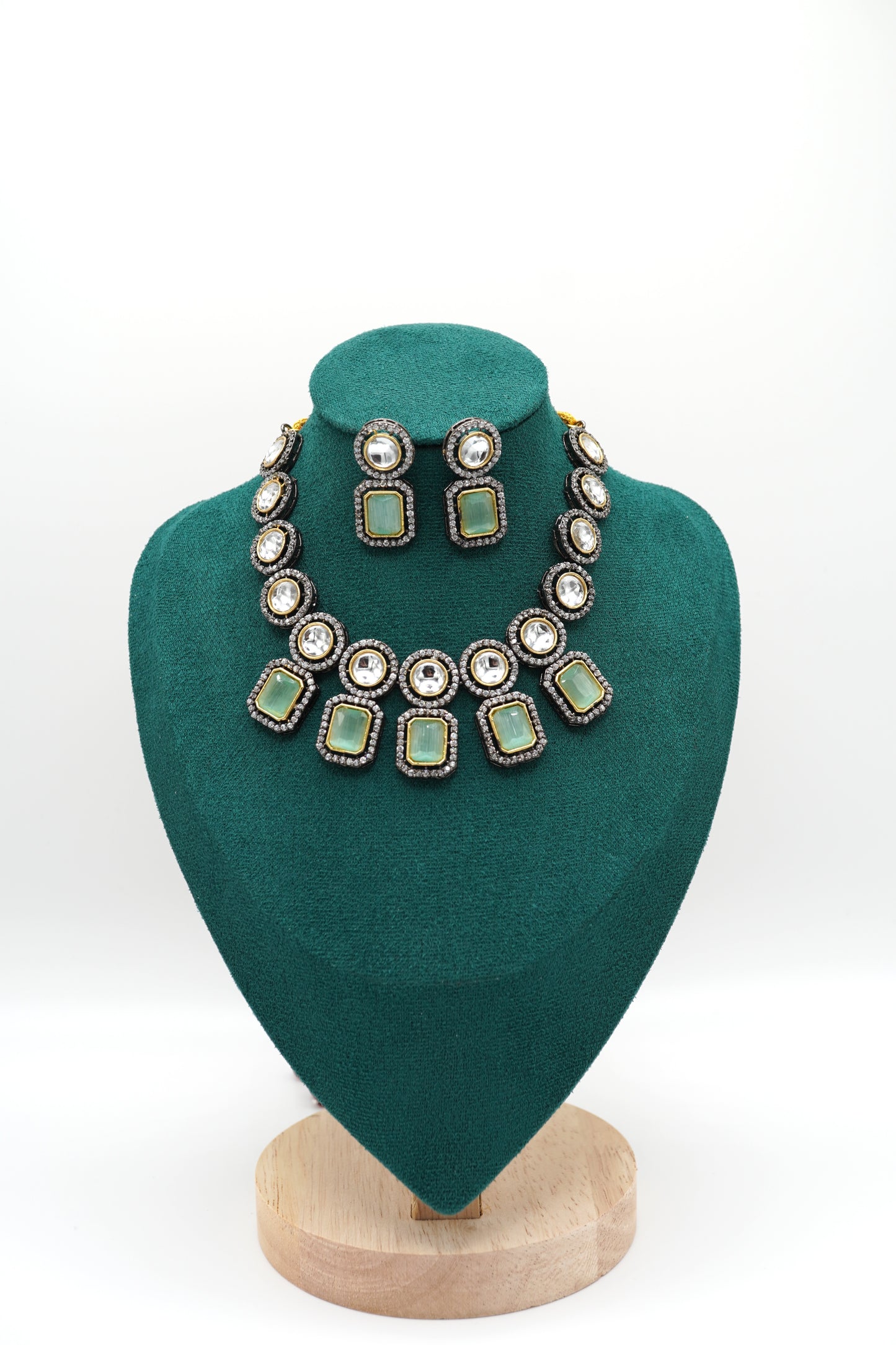 Emerald Enchantment Necklace