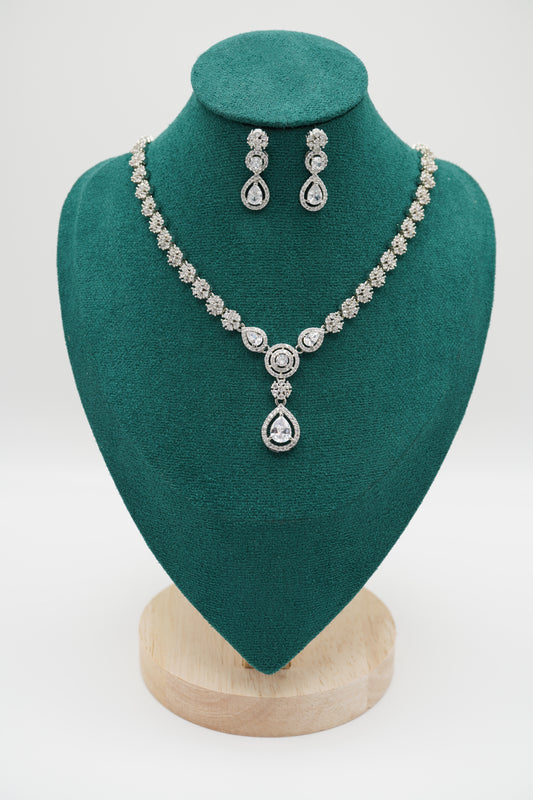 Radiant Elegance Necklace Set