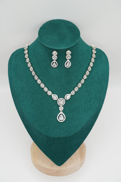 Radiant Elegance Necklace Set